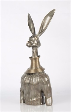 Superior Animals – Mr Rabbit (bronze，Limited edition of 12 pieces，Weight 5KG)